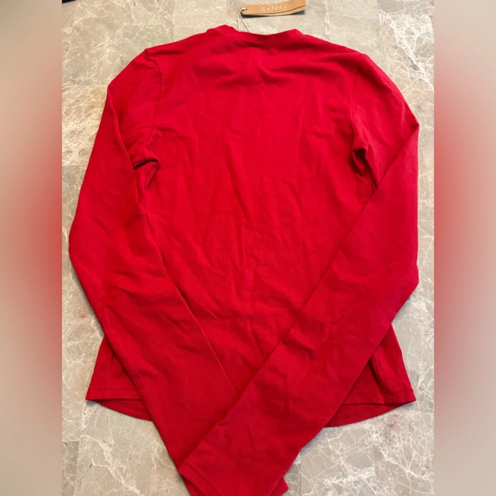 SKIMS COTTON JERSEY LONG SLEEVE T-SHIRT - Picture 8 of 10